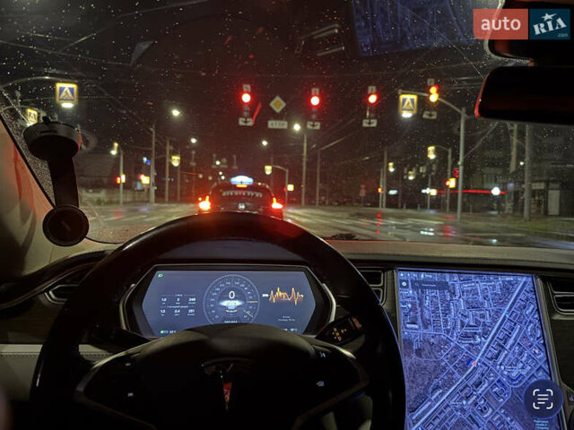 Чорний Тесла Модель С, об'ємом двигуна 0 л та пробігом 180 тис. км за 12000 $, фото 7 на Automoto.ua