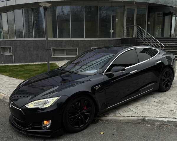 Чорний Тесла Модель С, об'ємом двигуна 0 л та пробігом 260 тис. км за 18000 $, фото 3 на Automoto.ua