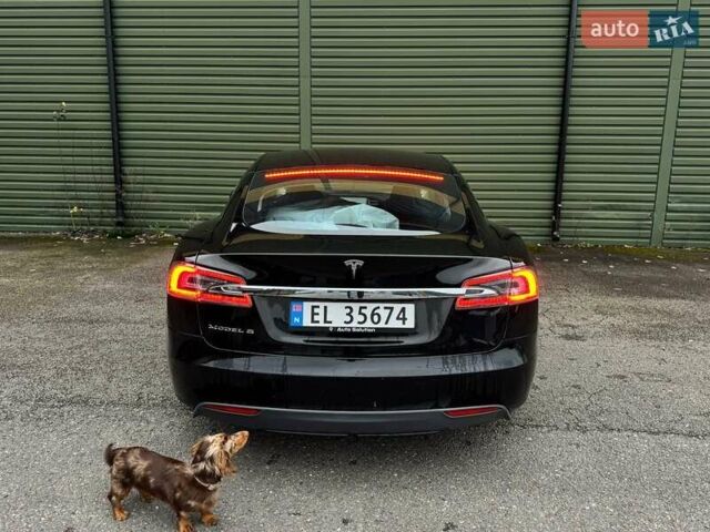 Чорний Тесла Модель С, об'ємом двигуна 0 л та пробігом 200 тис. км за 10900 $, фото 1 на Automoto.ua