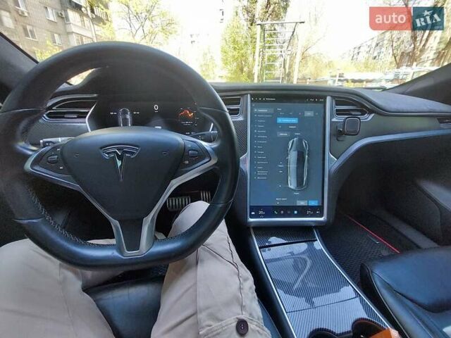 Черный Тесла Модель С, объемом двигателя 0 л и пробегом 200 тыс. км за 17900 $, фото 11 на Automoto.ua