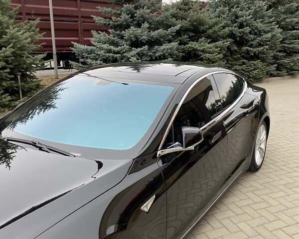 Чорний Тесла Модель С, об'ємом двигуна 0 л та пробігом 218 тис. км за 14000 $, фото 15 на Automoto.ua