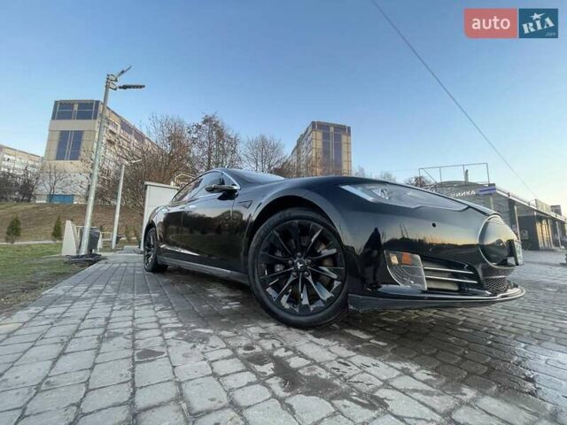 Черный Тесла Модель С, объемом двигателя 0 л и пробегом 166 тыс. км за 15300 $, фото 116 на Automoto.ua