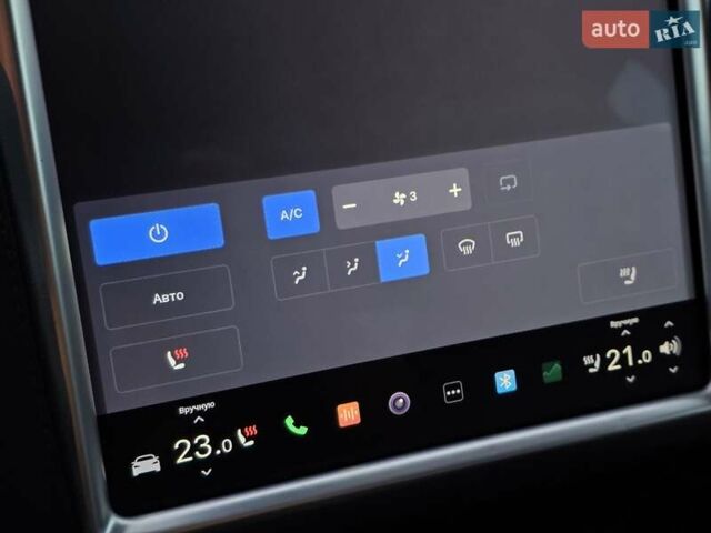 Черный Тесла Модель С, объемом двигателя 0 л и пробегом 109 тыс. км за 12999 $, фото 24 на Automoto.ua