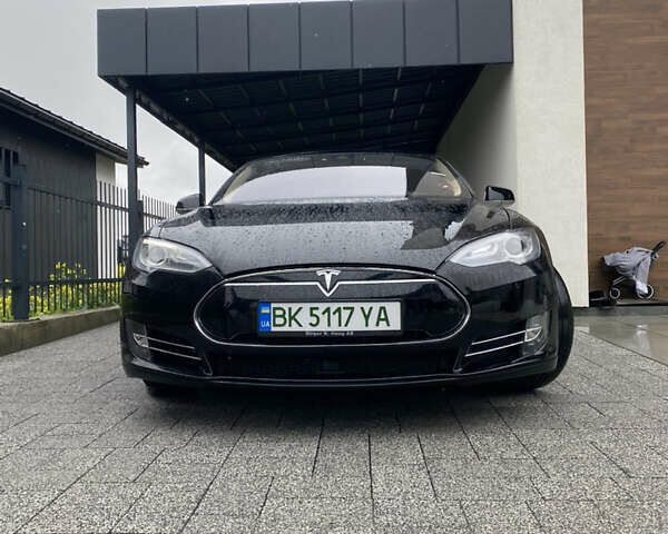Тесла Модель С 2014 в Ровно на Automoto.ua Черный Тесла Модель С, объемом двигателя 0 л и пробегом 215 тыс. км за 11700 $, фото 5 на Automoto.ua