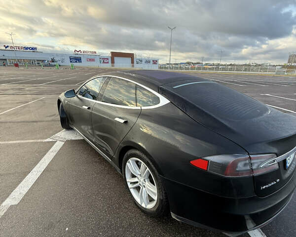 Черный Тесла Модель С, объемом двигателя 0 л и пробегом 127 тыс. км за 14200 $, фото 3 на Automoto.ua