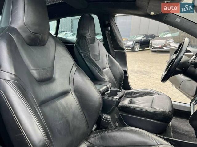 Черный Тесла Модель С, объемом двигателя 0 л и пробегом 150 тыс. км за 14990 $, фото 33 на Automoto.ua