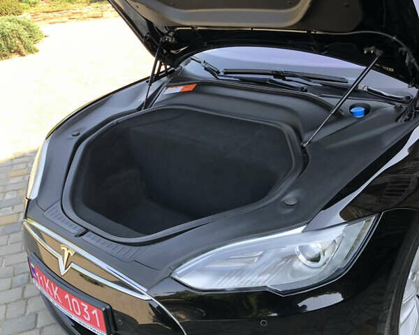 Черный Тесла Модель С, объемом двигателя 0 л и пробегом 180 тыс. км за 14200 $, фото 12 на Automoto.ua