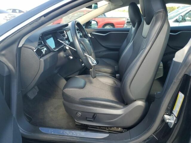 Чорний Тесла Модель С, об'ємом двигуна 0 л та пробігом 189 тис. км за 10500 $, фото 5 на Automoto.ua