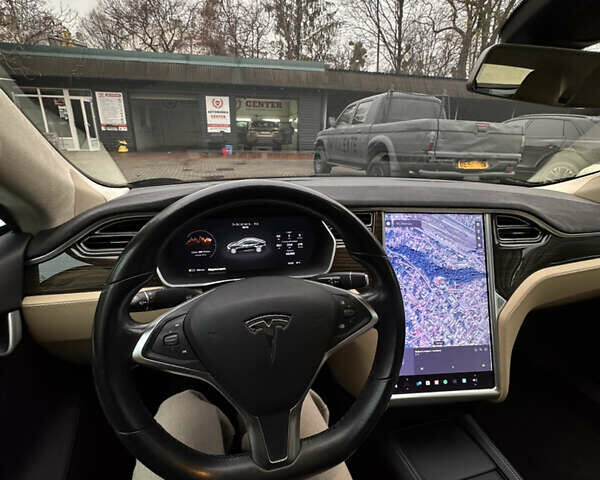 Черный Тесла Модель С, объемом двигателя 0 л и пробегом 66 тыс. км за 18000 $, фото 17 на Automoto.ua