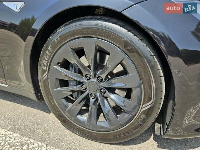 Тесла Модель С 2015 в Харькове на Automoto.ua Черный Тесла Модель С, объемом двигателя 0 л и пробегом 130 тыс. км за 19900 $, фото 14 на Automoto.ua
