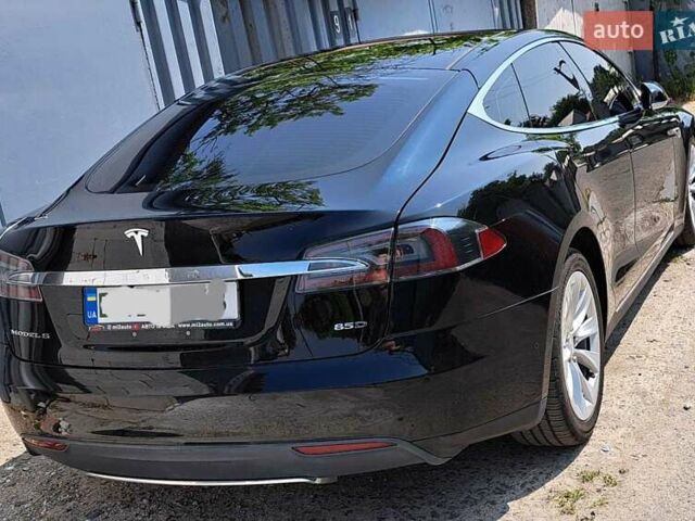 Черный Тесла Модель С, объемом двигателя 0 л и пробегом 153 тыс. км за 17500 $, фото 2 на Automoto.ua