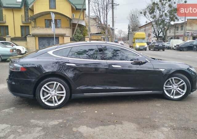 Черный Тесла Модель С, объемом двигателя 0 л и пробегом 254 тыс. км за 13900 $, фото 2 на Automoto.ua