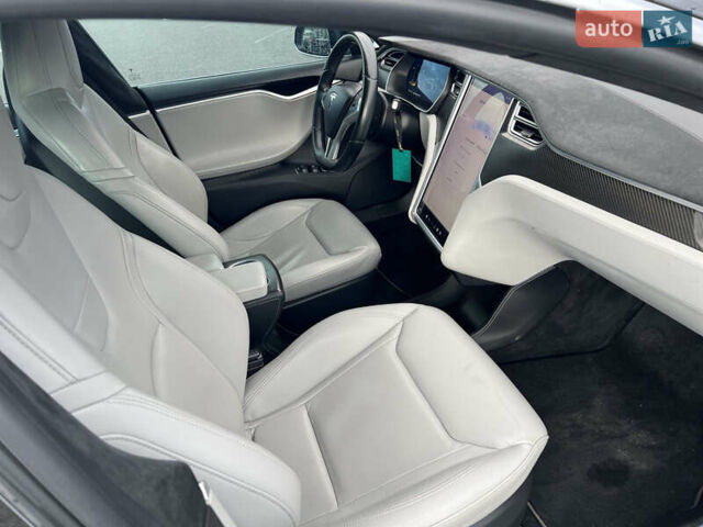 Черный Тесла Модель С, объемом двигателя 0 л и пробегом 99 тыс. км за 19500 $, фото 15 на Automoto.ua