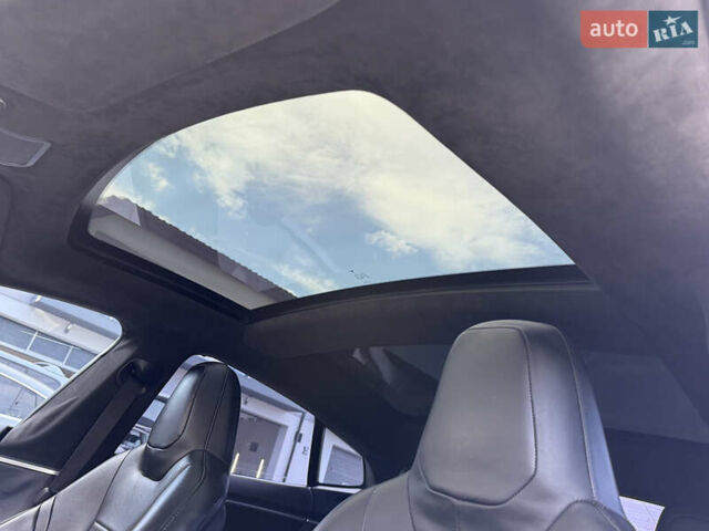 Чорний Тесла Модель С, об'ємом двигуна 0 л та пробігом 183 тис. км за 13950 $, фото 33 на Automoto.ua