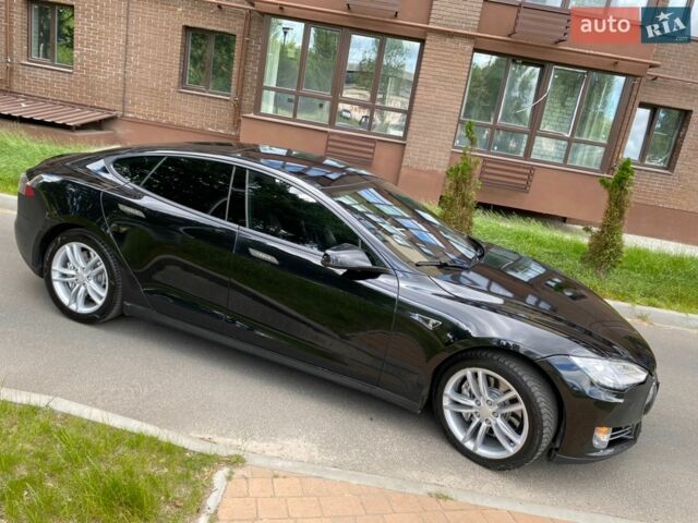 Черный Тесла Модель С, объемом двигателя 0 л и пробегом 300 тыс. км за 10900 $, фото 44 на Automoto.ua