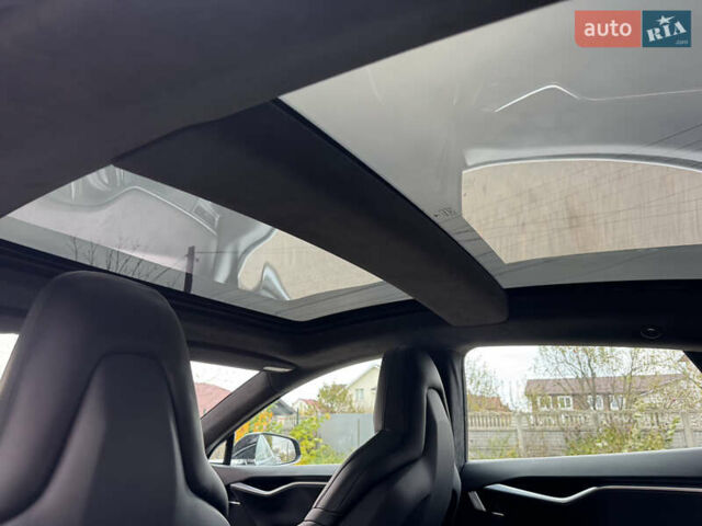 Тесла Модель С 2015 в Житомире на Automoto.ua Черный Тесла Модель С, объемом двигателя 0 л и пробегом 71 тыс. км за 15000 $, фото 13 на Automoto.ua