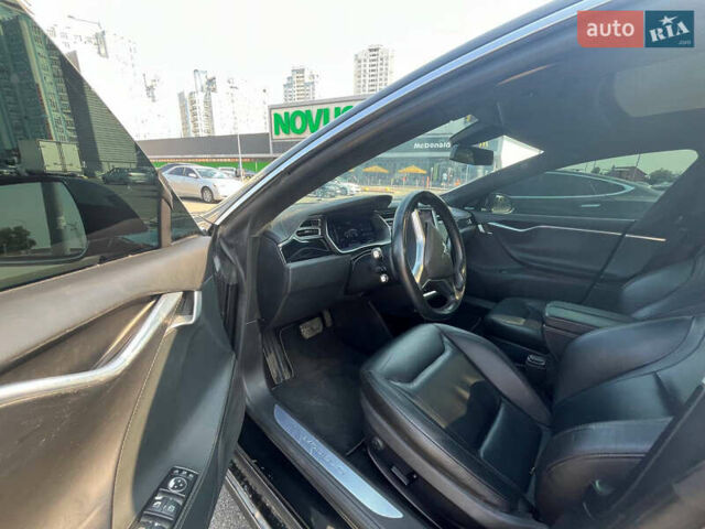 Черный Тесла Модель С, объемом двигателя 0 л и пробегом 171 тыс. км за 12900 $, фото 15 на Automoto.ua