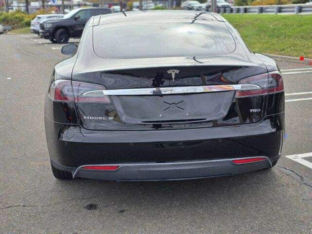 Черный Тесла Модель С, объемом двигателя 0 л и пробегом 75 тыс. км за 16300 $, фото 4 на Automoto.ua