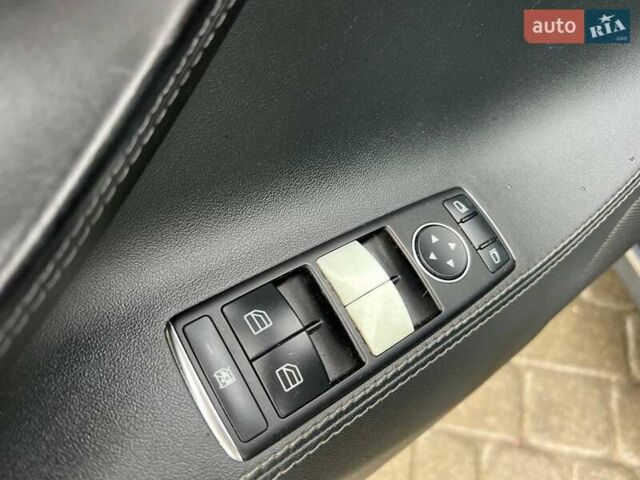 Черный Тесла Модель С, объемом двигателя 0 л и пробегом 150 тыс. км за 14990 $, фото 14 на Automoto.ua
