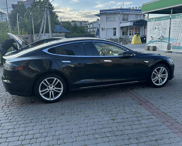 Черный Тесла Модель С, объемом двигателя 0 л и пробегом 153 тыс. км за 13400 $, фото 6 на Automoto.ua