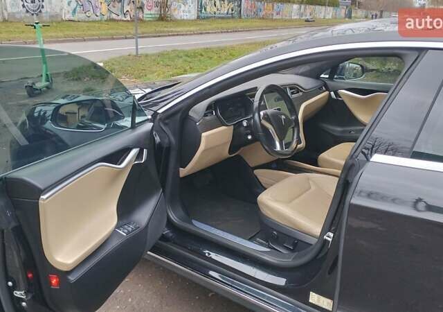 Черный Тесла Модель С, объемом двигателя 0 л и пробегом 254 тыс. км за 13900 $, фото 10 на Automoto.ua