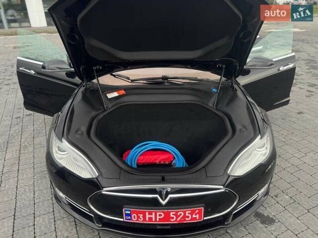Чорний Тесла Модель С, об'ємом двигуна 0 л та пробігом 250 тис. км за 13900 $, фото 2 на Automoto.ua