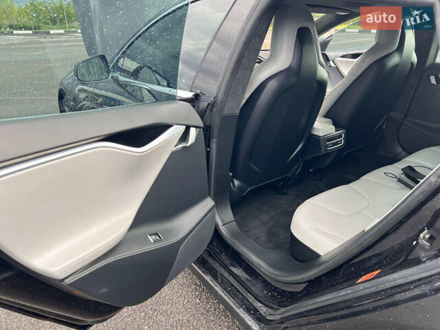 Черный Тесла Модель С, объемом двигателя 0 л и пробегом 99 тыс. км за 19500 $, фото 18 на Automoto.ua