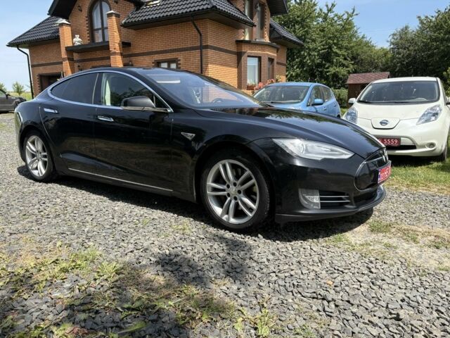 Черный Тесла Модель С, объемом двигателя 0 л и пробегом 217 тыс. км за 13500 $, фото 2 на Automoto.ua