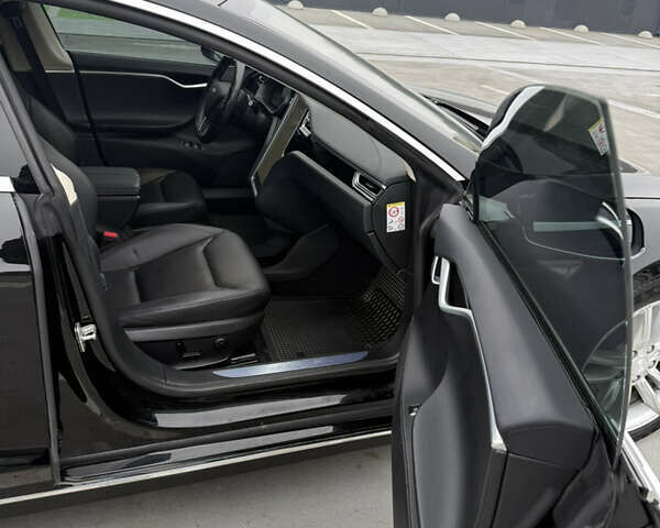 Чорний Тесла Модель С, об'ємом двигуна 0 л та пробігом 225 тис. км за 13500 $, фото 17 на Automoto.ua