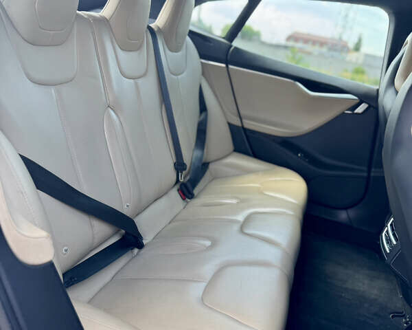 Черный Тесла Модель С, объемом двигателя 0 л и пробегом 182 тыс. км за 15500 $, фото 10 на Automoto.ua