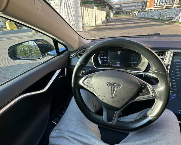 Черный Тесла Модель С, объемом двигателя 0 л и пробегом 153 тыс. км за 13400 $, фото 27 на Automoto.ua