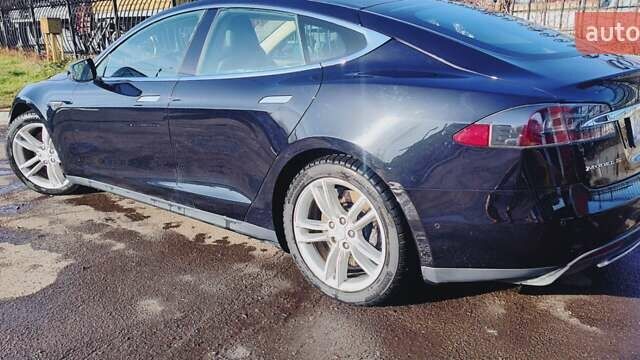 Черный Тесла Модель С, объемом двигателя 0 л и пробегом 104 тыс. км за 22000 $, фото 9 на Automoto.ua