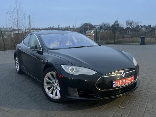 Черный Тесла Модель С, объемом двигателя 0 л и пробегом 250 тыс. км за 15700 $, фото 3 на Automoto.ua