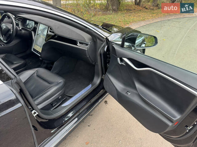 Тесла Модель С 2015 в Житомире на Automoto.ua Черный Тесла Модель С, объемом двигателя 0 л и пробегом 71 тыс. км за 15000 $, фото 19 на Automoto.ua