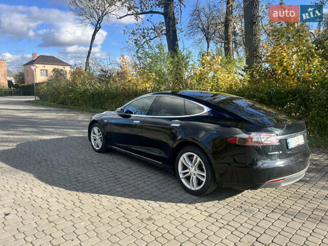 Черный Тесла Модель С, объемом двигателя 0 л и пробегом 115 тыс. км за 16200 $, фото 3 на Automoto.ua