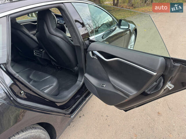 Тесла Модель С 2015 в Житомире на Automoto.ua Черный Тесла Модель С, объемом двигателя 0 л и пробегом 71 тыс. км за 15000 $, фото 18 на Automoto.ua