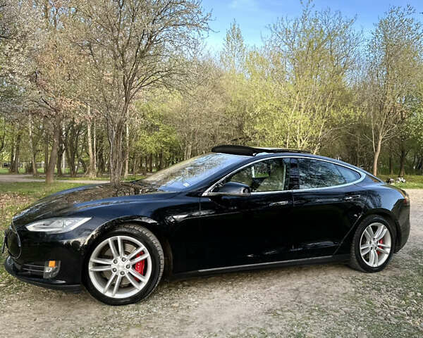 Черный Тесла Модель С, объемом двигателя 0 л и пробегом 165 тыс. км за 14000 $, фото 3 на Automoto.ua