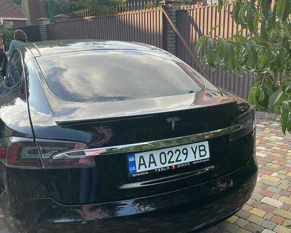 Чорний Тесла Модель С, об'ємом двигуна 0 л та пробігом 149 тис. км за 16700 $, фото 3 на Automoto.ua