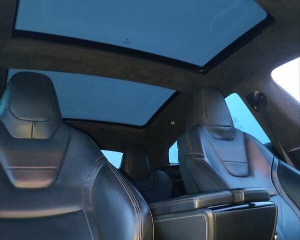 Черный Тесла Модель С, объемом двигателя 0 л и пробегом 115 тыс. км за 17998 $, фото 19 на Automoto.ua