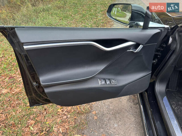 Тесла Модель С 2015 в Житомире на Automoto.ua Черный Тесла Модель С, объемом двигателя 0 л и пробегом 71 тыс. км за 15000 $, фото 14 на Automoto.ua