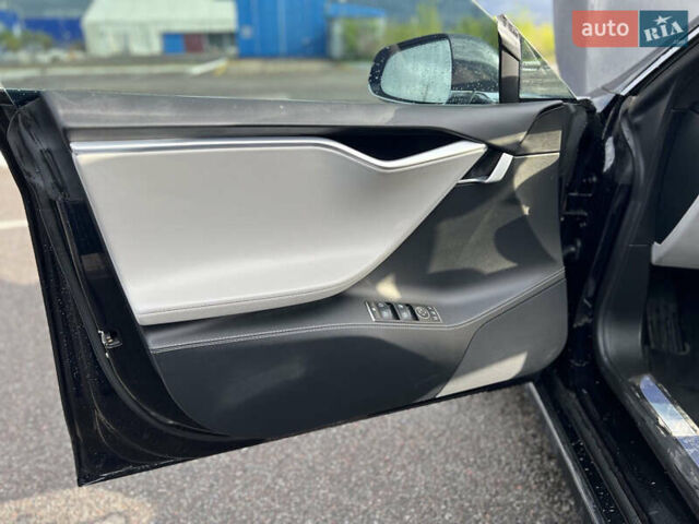 Черный Тесла Модель С, объемом двигателя 0 л и пробегом 99 тыс. км за 19500 $, фото 12 на Automoto.ua
