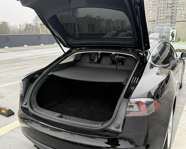 Чорний Тесла Модель С, об'ємом двигуна 0 л та пробігом 225 тис. км за 13500 $, фото 3 на Automoto.ua