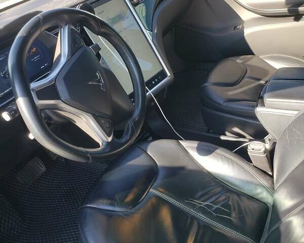 Черный Тесла Модель С, объемом двигателя 0 л и пробегом 155 тыс. км за 14999 $, фото 7 на Automoto.ua