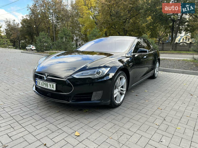 Черный Тесла Модель С, объемом двигателя 0 л и пробегом 182 тыс. км за 17600 $, фото 2 на Automoto.ua