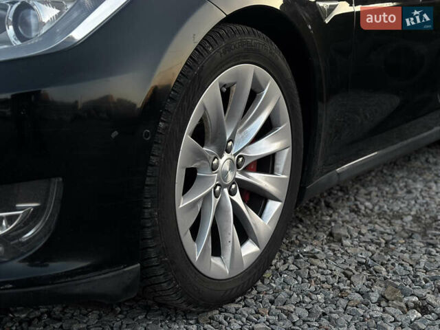 Черный Тесла Модель С, объемом двигателя 0 л и пробегом 182 тыс. км за 14990 $, фото 3 на Automoto.ua