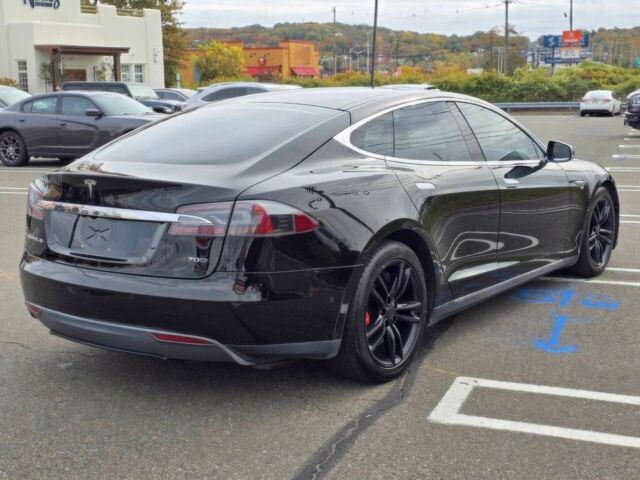 Черный Тесла Модель С, объемом двигателя 0 л и пробегом 75 тыс. км за 16300 $, фото 5 на Automoto.ua