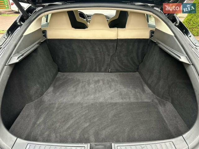 Черный Тесла Модель С, объемом двигателя 0 л и пробегом 193 тыс. км за 15300 $, фото 21 на Automoto.ua