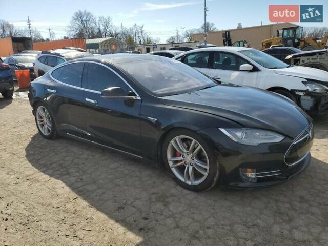 Черный Тесла Модель С, объемом двигателя 0 л и пробегом 30 тыс. км за 5000 $, фото 3 на Automoto.ua