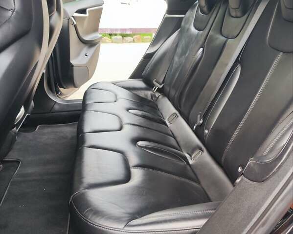 Черный Тесла Модель С, объемом двигателя 0 л и пробегом 115 тыс. км за 17998 $, фото 6 на Automoto.ua