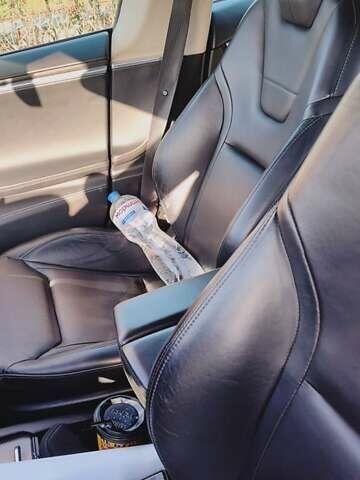 Черный Тесла Модель С, объемом двигателя 0 л и пробегом 104 тыс. км за 22000 $, фото 6 на Automoto.ua